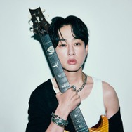SUPER EIGHT横山裕、ソロアルバム＆単独ライブツアー開催決定 全国12都市18公演ギター1本で巡る【ROCK FOR YOU LIVE TOUR】