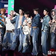&TEAM、ファンと接近アイコンタクト「キスを超えましたね」“エネルギー200％”で魅せたステージ【KCON JAPAN 2026】