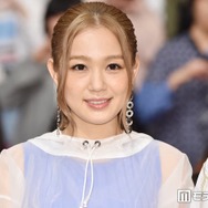 西野カナ、ミニ丈ワンショルワンピで美ボディ全開「ギャルっぽさがたまらない」「脚が本当に綺麗」と絶賛の声