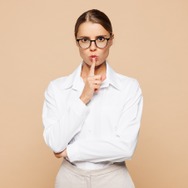 「貢献度が低い人は発言権がない」⁉人事が明かした「評価」にまつわる5つのホンネ。評価されるために必要なスキルとは？【経営コンサルが解説】