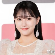 田中美久、ミニ丈から美脚全開「スタイル良すぎ」「可愛いとクールのバランスが神」