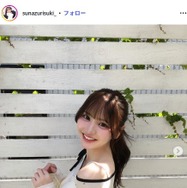 仮面高校生の妹で話題・すなずりかりん、美ボディ際立つ水着姿で韓国プール満喫「色白で透き通るような美肌」「スタイル抜群」と反響