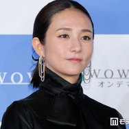 木村文乃、第2子出産後初の公の場 シックな黒ワンピ姿で登壇