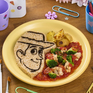 ＜ウッディ＞ウエスタンチキントマト© Disney/Pixar