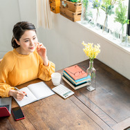 月の手取り「23万」でも！ 年100万円貯めた40代女性のテクニックとは