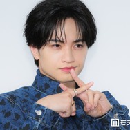 中島健人、長濱ねるを華麗にエスコート 会場から黄色い歓声【ラブ≠コメディ】