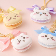 マカロン ネックレス 13,200円/バッグチャーム 各11,000円(税込み)