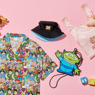 半袖シャツ/ハット/ショルダーバッグ/エコバッグ ポーチ入り/トーキングアクションフィギュア© Disney/Pixar © Just Play, LLC