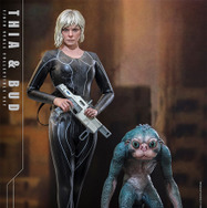 【ムービー・マスターピース】『プレデター：バッドランド』1/6スケールフィギュア　ティア＆バド & © 20th Century Studios