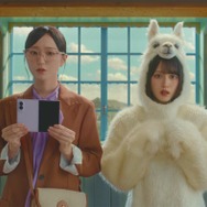 ＝LOVE佐々木舞香、アルパカ役で白戸家のお父さんと初対面 大谷映美里＆野口衣織は「ソフトバンク」CM初出演