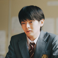 『高校生家族』©仲間りょう／集英社　©2026 映画「高校生家族」製作委員会