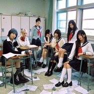 ILLIT、HANA・JISOO＆MOMOKAとコラボ シングルタイトル曲でフィーチャリング