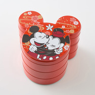 おせち・三段重「ミッキー&ミニー」© Disney