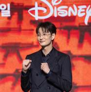 「殺し屋たちの店 2」© 2026 Disney and its related entities