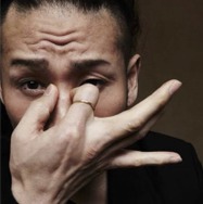 辻本知彦　※「辻□」の表記は、シンニョウの点1つが正しい表記。