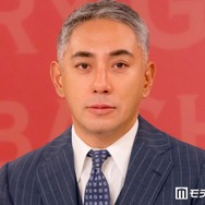 市川團十郎、　プールサイドで稽古する息子の姿公開に反響「将来が楽しみ」「すっかり役者の後ろ姿」の声