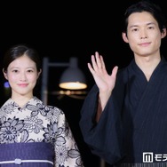 SixTONES松村北斗＆今田美桜、浴衣姿で登場・短冊に願い込める「1つ前の映画くらいからできていなくて」【白鳥とコウモリ】