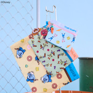 ラバーチャーム付き3連ポーチ/Zootopia　￥3,300