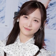 AKB48小栗有以、ミニ丈ユニフォームコーデからスラリ美脚「スラッとしてて理想のスタイル」「映える」と反響