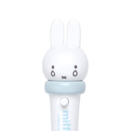 ミッフィー（泣き虫）／Illustrations Dick Bruna © copyright Mercis bv, 1953-2026  www.miffy.com