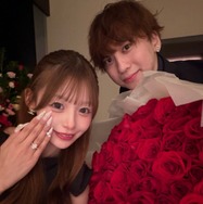 カップルYouTuber・つーさんとゆっぴ、婚約発表 出会いは小学生・高校で破局→復縁5年記念日にプロポーズ