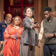 NTLive　『人間嫌い』 Photo © Marc Brenner