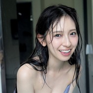 日向坂46金村美玖、お風呂上がりの“舌ペロ”ショット 2nd写真集先行カット第12弾解禁【機微】