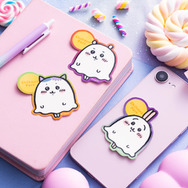 ちいかわパーク おばけなスマホに貼れるサイズの蓄光ステッカー（全3種）／各¥330（税込）／©nagano