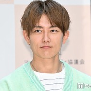 杉浦太陽、帰宅時の脚にへばりつく次女・夢空ちゃんショットが話題「仕事終わりの最高の癒やしですね」「すぽっとハマってて可愛い」