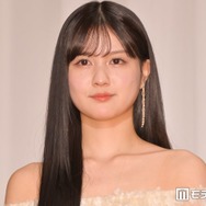 元乃木坂46中村麗乃、スタイル際立つミニドレス＆透けタイツ姿披露「可愛すぎて言葉にならない」「破壊力抜群ですね」の声