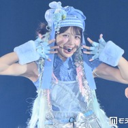 しなこ「TGC北九州」記念すべき10回目幕開けスペシャルパフォーマンス TikTokバズ楽曲を替え歌バージョンで披露「10周年にしなGO」