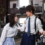 【いろはの恋は時代をかける 第1話】小学校教師・彩葉（上白石萌音）＆生琉（向井康二）、2人の運命が動き出す