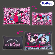 「ミッキーマウス＆ミニーマウス　ギャルっぽレオパード 　クッション」（全2種類）©Disney