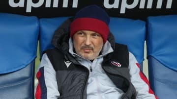白血病克服ミハイロヴィッチ監督、「51歳とは思えぬ超絶フリーキック連発」