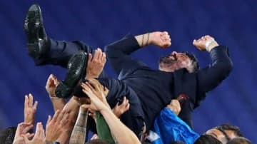 ナポリ、イタリア杯優勝！ユーヴェの「名手らの2連PK失敗」がこれ