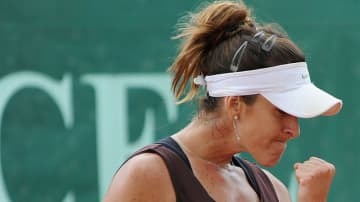 ロングパスを「胸でカゴに入れる」女子選手の映像がこれ