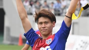 橋本拳人、ロシアで輝く！主役になった“渾身”初ゴールがこれ(動画あり)