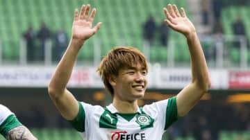 板倉滉、オランダ語が完璧！？現地記者を笑わせた「臭いジョーク」がこちら