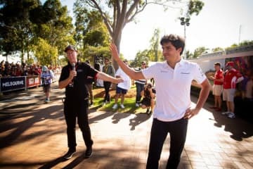 F1開幕戦欠場のサインツとノリスがコメント「ファンに申し訳ないが、皆の健康を守るための措置」