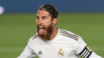 S・ラモス、シュート巧すぎ！GKクルトワを騙した「神ループ」がこれ