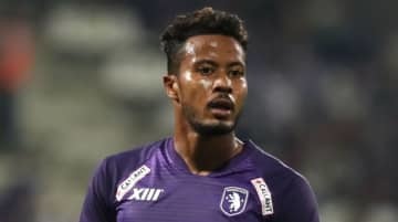 鈴木武蔵、ベルギーで2試合連続ゴール！「高難度ヘッド」がこれ（動画あり）