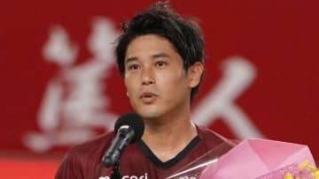 内田篤人、日本代表合宿に「カラのキャリーバッグを持っていった」ワケが面白い