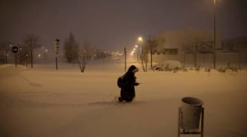 久保移籍のヘタフェ、大雪でUber車停止…選手自ら手押しするはめに
