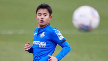 「日本人は上手いから活躍できると思ってる…」 内田篤人、久保建英の厳しさを指摘
