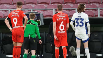 えっ！？ 試合終了後にPKが与えられる仰天ジャッジ…相手は「審判操作」を訴える