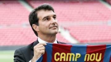 バルセロナ、新会長はラポルタ氏に決定　現役バルサ選手に投票したソシオも…