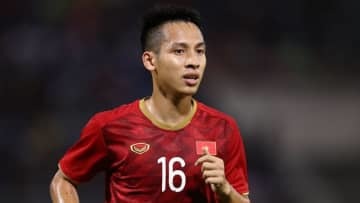 松井大輔らがプレーのベトナムで「衝撃の殺人タックル」…脛が折れる（閲覧注意）