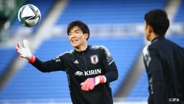 「めっちゃ飛び出す」 日本代表GK西川、柏の18歳GK佐々木雅士を誉める