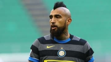 インテルMFビダル、コロナ感染　W杯予選は欠場
