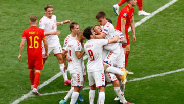 デンマーク、EURO2020準々決勝進出！史上初の「同チームGK対決」を制す